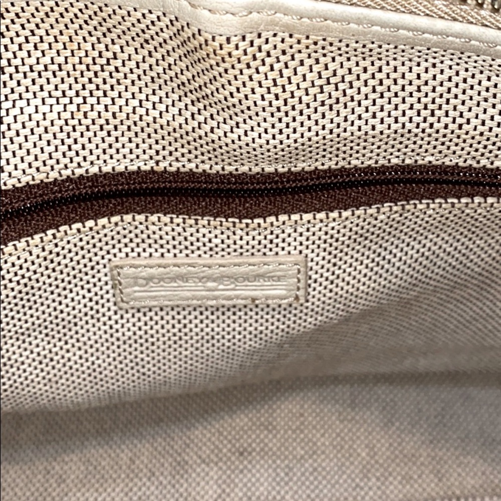 Dooney & Bourke signature satchel bag cream ivory - Picture 10 of 16